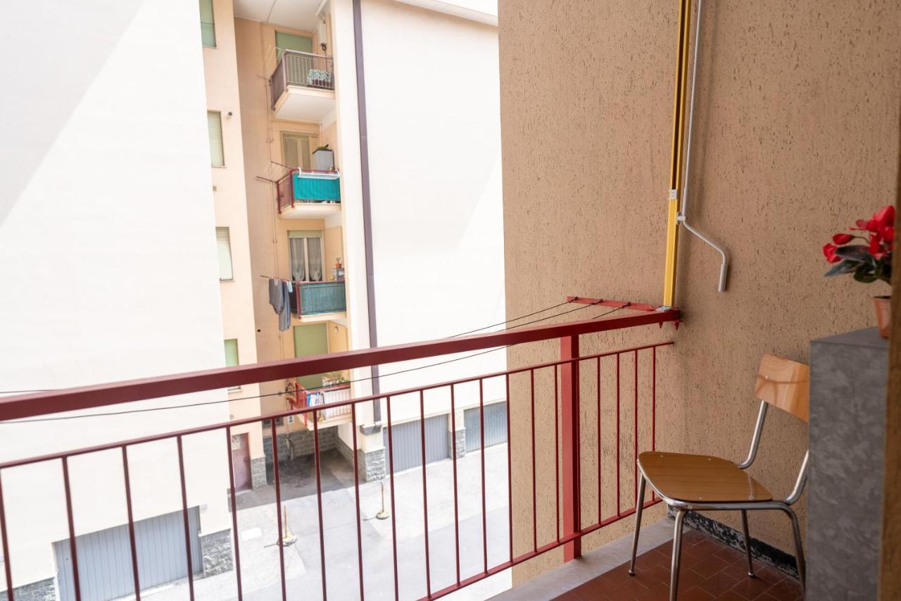 Via E. De Amicis Comodo Bilocale Vicino Al Mare. ピエトラ・リーグレ エクステリア 写真